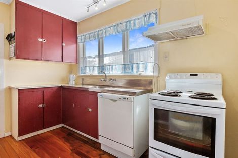 Photo of property in 13 Hay Street, Wainuiomata, Lower Hutt, 5014