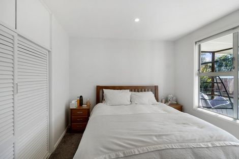 Photo of property in 86 Avonhead Road, Avonhead, Christchurch, 8042