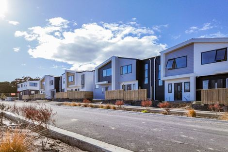 Photo of property in 10 Balthazar Road, Kumeu, 0810