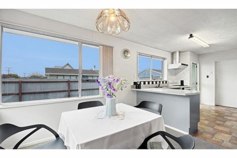 Photo of property in 13 Main North Road, Woodend, 7610