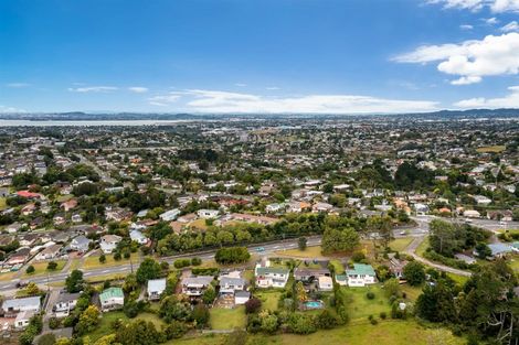 Photo of property in 466 Don Buck Road, Massey, Auckland, 0614