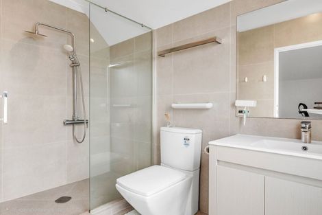 Photo of property in 6 Manahau Lane, Flat Bush, Auckland, 2019