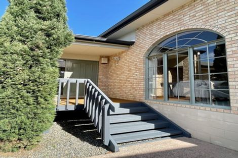 Photo of property in 15 Reidy Place, Pukekohe, 2120