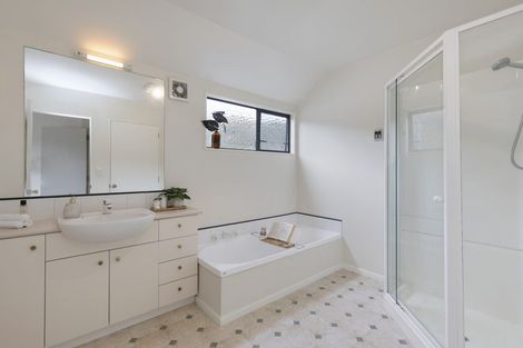 Photo of property in 21b Manuka Street, Stokes Valley, Lower Hutt, 5019