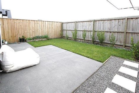 Photo of property in 77 Faringdon Boulevard, Rolleston, 7615