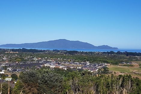 Photo of property in 8 Wilson Way, Waikanae, 5036