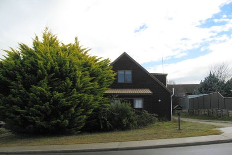 Photo of property in 3 Mount Iron Drive, Wanaka, 9305