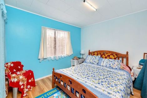 Photo of property in 12 Cameron Place, Ranui, Auckland, 0612