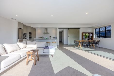 Photo of property in 71 Farrant Drive, Wanaka, 9305