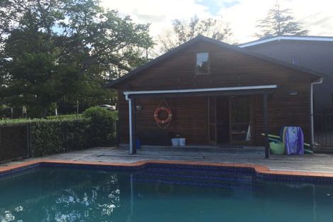 Photo of property in 58 Colonial Road, Birkenhead, Auckland, 0626