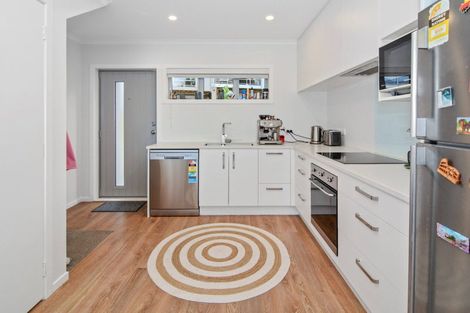Photo of property in 11/19u Ruakiwi Road, Hamilton Lake, Hamilton, 3204