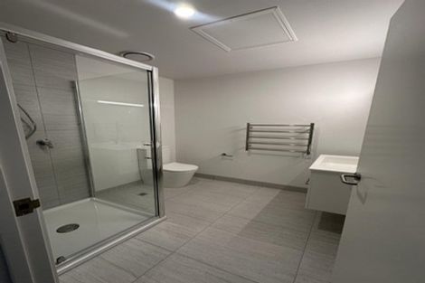 Photo of property in 30 Te Puketoka Lane, Mangere, 2022