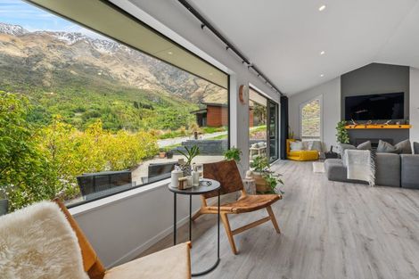 Photo of property in 5 Haines Way, Arthurs Point, Queenstown, 9371