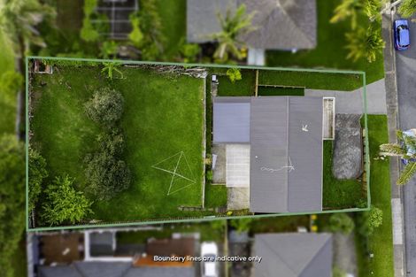Photo of property in 24 Normanton Street, Glenfield, Auckland, 0629