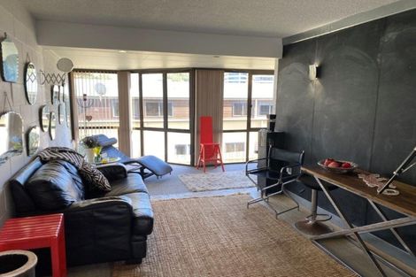 Photo of property in 40 Maunganui Road, Mount Maunganui, 3116
