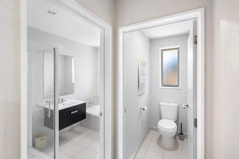 Photo of property in 21 Marlowe Place, Rolleston, 7614