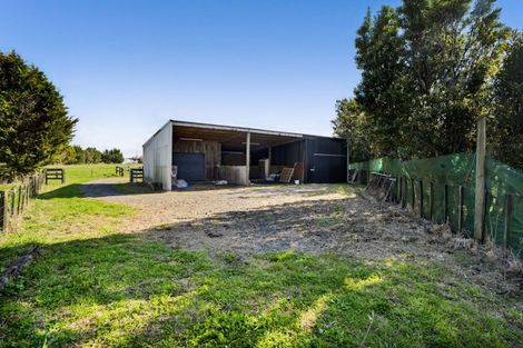 Photo of property in 13 Kelly Street, Midhirst, Stratford, 4394