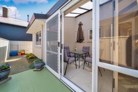 Photo of property in 37 Victoria Street, Hawera, 4610