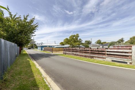 Photo of property in 18 Cowling Road, Hurdon, New Plymouth, 4310