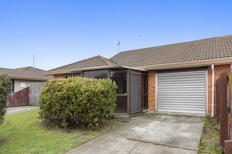 Photo of property in 2/2 Mchaffies Place, Wainoni, Christchurch, 8061