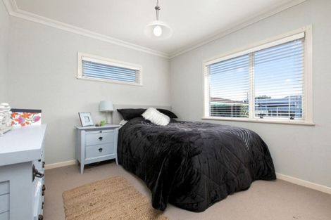 Photo of property in 242 Ngatai Road, Otumoetai, Tauranga, 3110