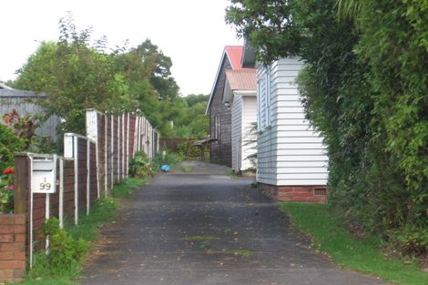 Photo of property in 1/99 Mcleod Road, Te Atatu South, Auckland, 0610