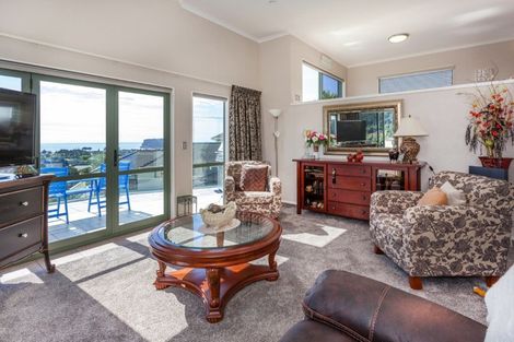 Photo of property in 116 Pacific View Drive, Whangamata, 3620