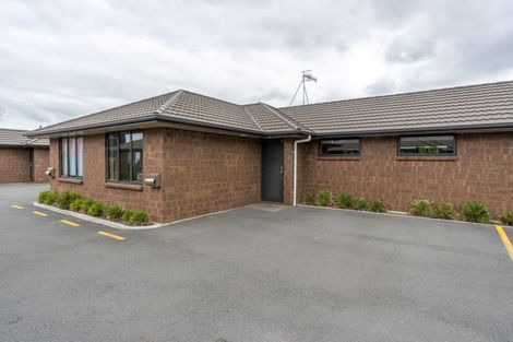 Photo of property in 108u8 Old Farm Road, Hamilton East, Hamilton, 3216