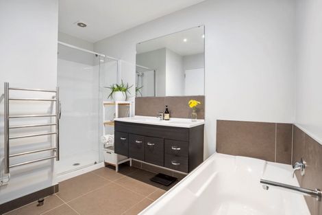Photo of property in 7 Parachute Crescent, Papakura, 2110