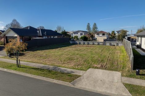 Photo of property in 15 Puketutu Grove, Motueka, 7120