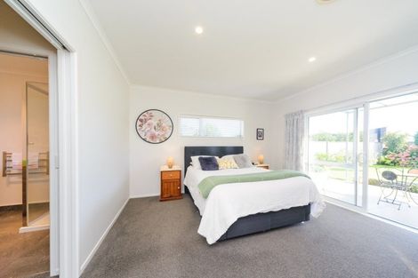 Photo of property in 13 Cherry Place, Feilding, 4702
