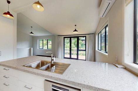 Photo of property in 13 Jacobsen Lane, Ngaio, Wellington, 6035