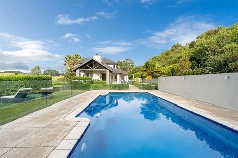 Photo of property in 13d Tarata Court, Redvale, Albany, 0792