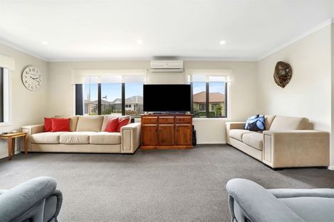 Photo of property in 11 Stan Heather Drive, Glenview, Hamilton, 3206