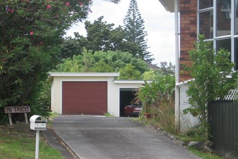 Photo of property in 1/16 Margaret Place, Milford, Auckland, 0620