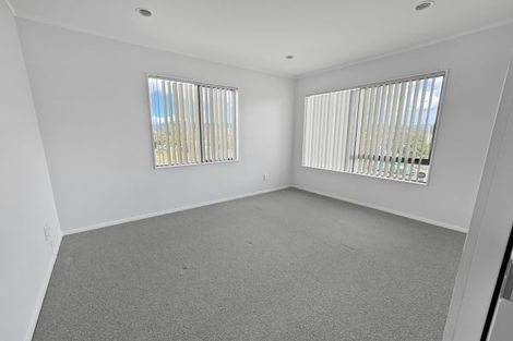Photo of property in 43a Savoy Road, Glen Eden, Auckland, 0602