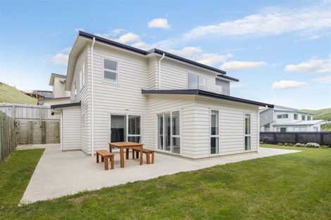 Photo of property in 7 Prestwich Rise, Churton Park, Wellington, 6037