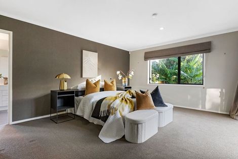 Photo of property in 3 Gavinike Place, Waimauku, 0812