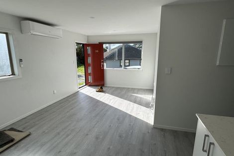 Photo of property in 39 Roberts Street, Tawa, Wellington, 5028