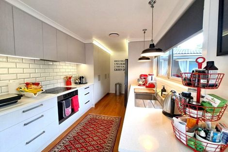 Photo of property in 118 Canongate Street, Birkdale, Auckland, 0626