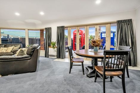 Photo of property in 152 Gravatt Road, Papamoa Beach, Papamoa, 3118