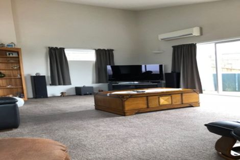 Photo of property in 17a Sandybrow, Churton Park, Wellington, 6037