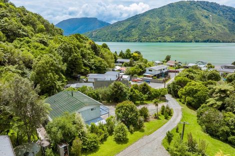Photo of property in 33 Belvue Bay Road, Havelock, Picton, 7281