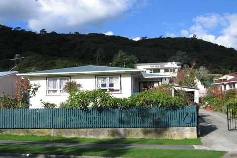 Photo of property in 12 Manurewa Grove, Wainuiomata, Lower Hutt, 5014