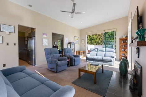 Photo of property in 172 Kaipikari Road Upper, Urenui, 4375