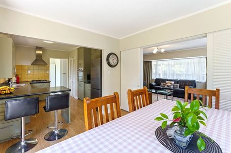 Photo of property in 11 Rawene Street, Waikanae, 5036