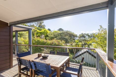 Photo of property in 93 Norton Park Grove, Waterloo, Lower Hutt, 5011