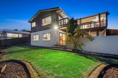 Photo of property in 56 Galloway Crescent, Farm Cove, Auckland, 2012