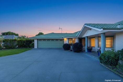 Photo of property in 14 Holdsworth Drive, Otamatea, Whanganui, 4500