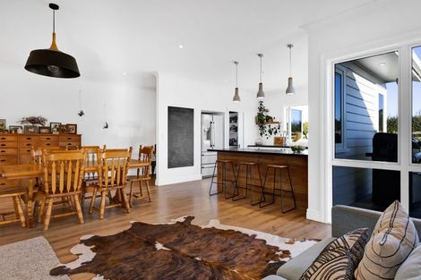 Photo of property in 159 Opunake Road, Stratford, 4391